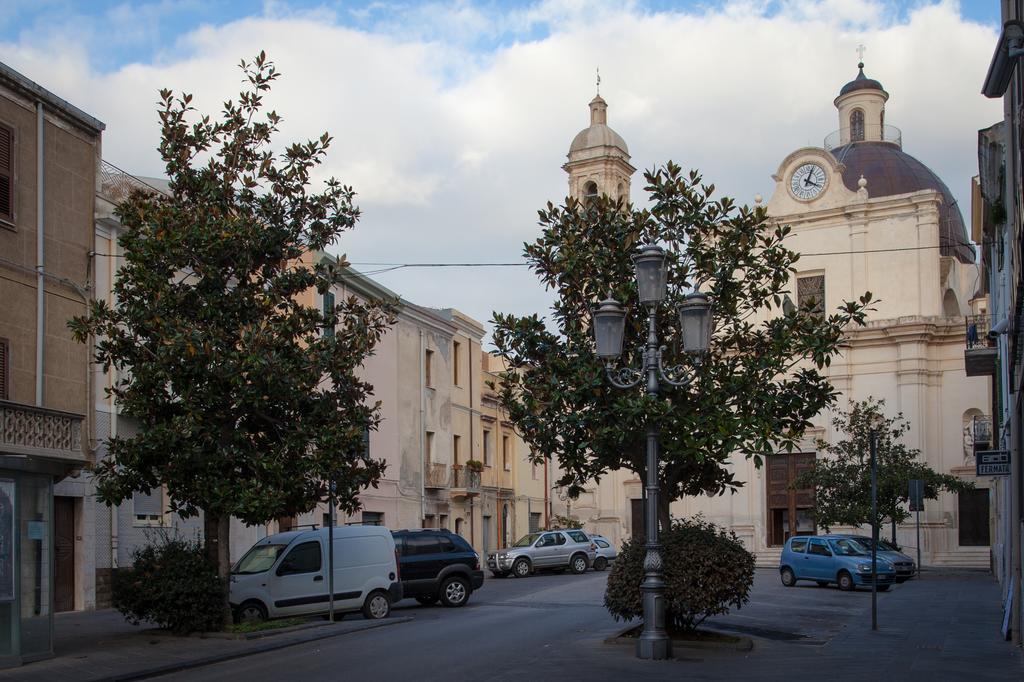 לינה וארוחת בוקר סורסו Piazza San Pantaleo מראה חיצוני תמונה